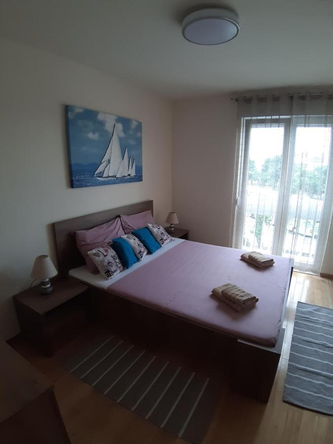 Apartman Petrovic City Center Trogir Exterior foto