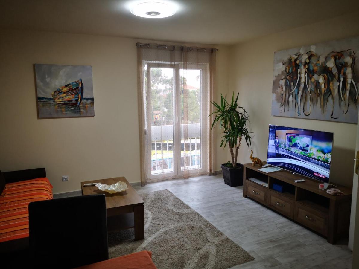Apartman Petrovic City Center Trogir Exterior foto
