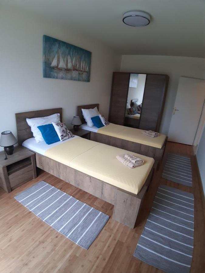Apartman Petrovic City Center Trogir Exterior foto