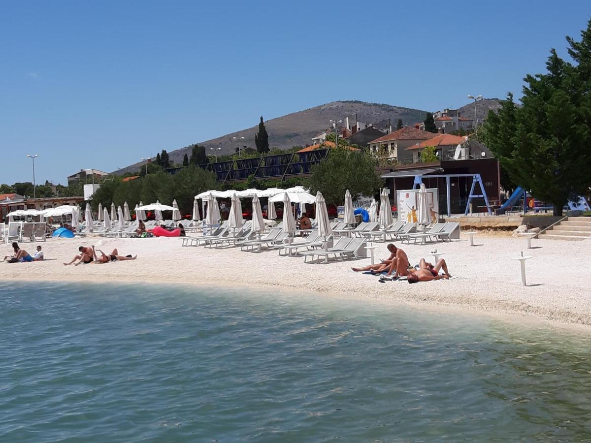 Apartman Petrovic City Center Trogir Exterior foto